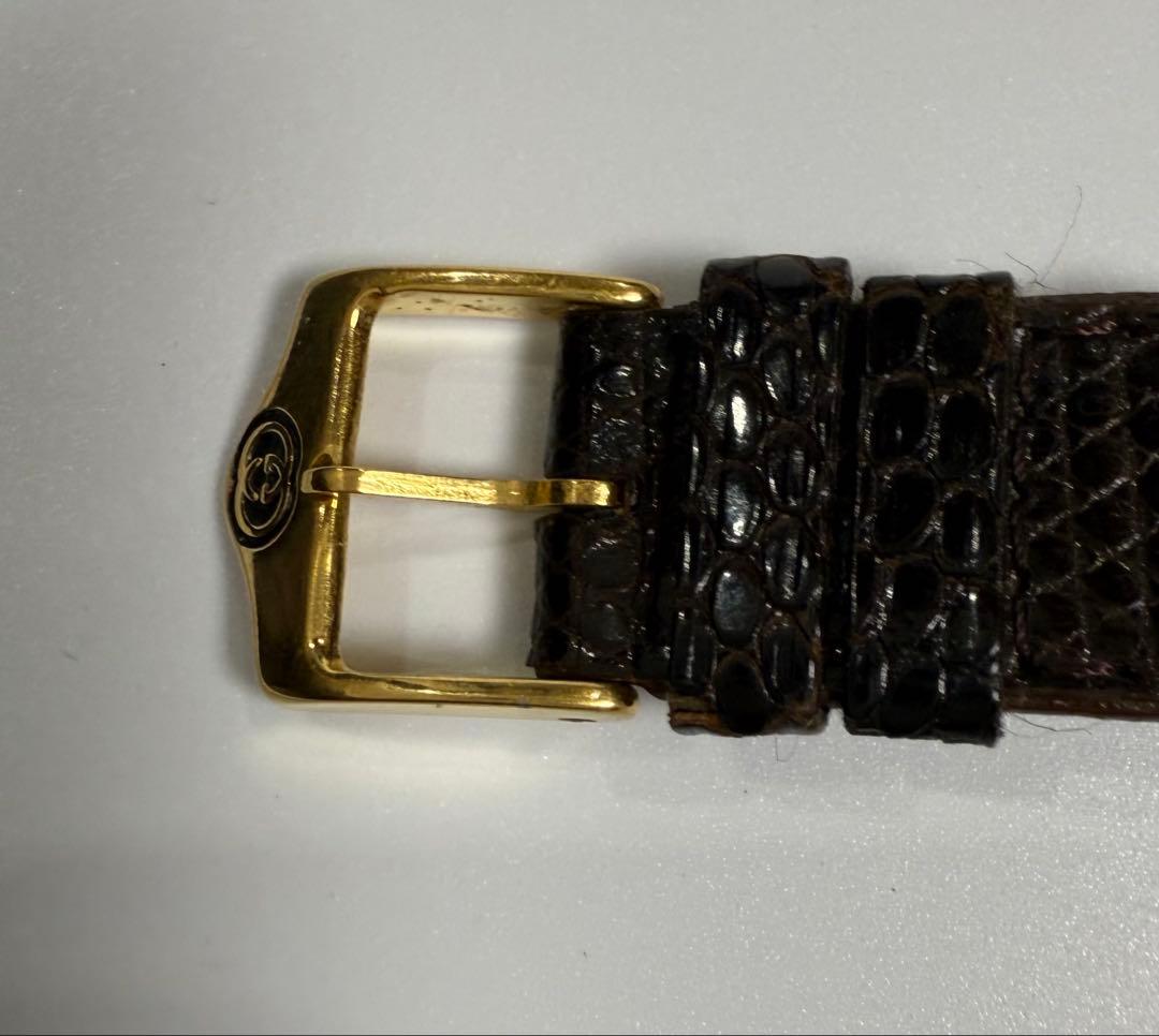 最短当日配送。 GUCCI 3000.2.M ゴールド 純正ベルト クォーツ ビンテージ