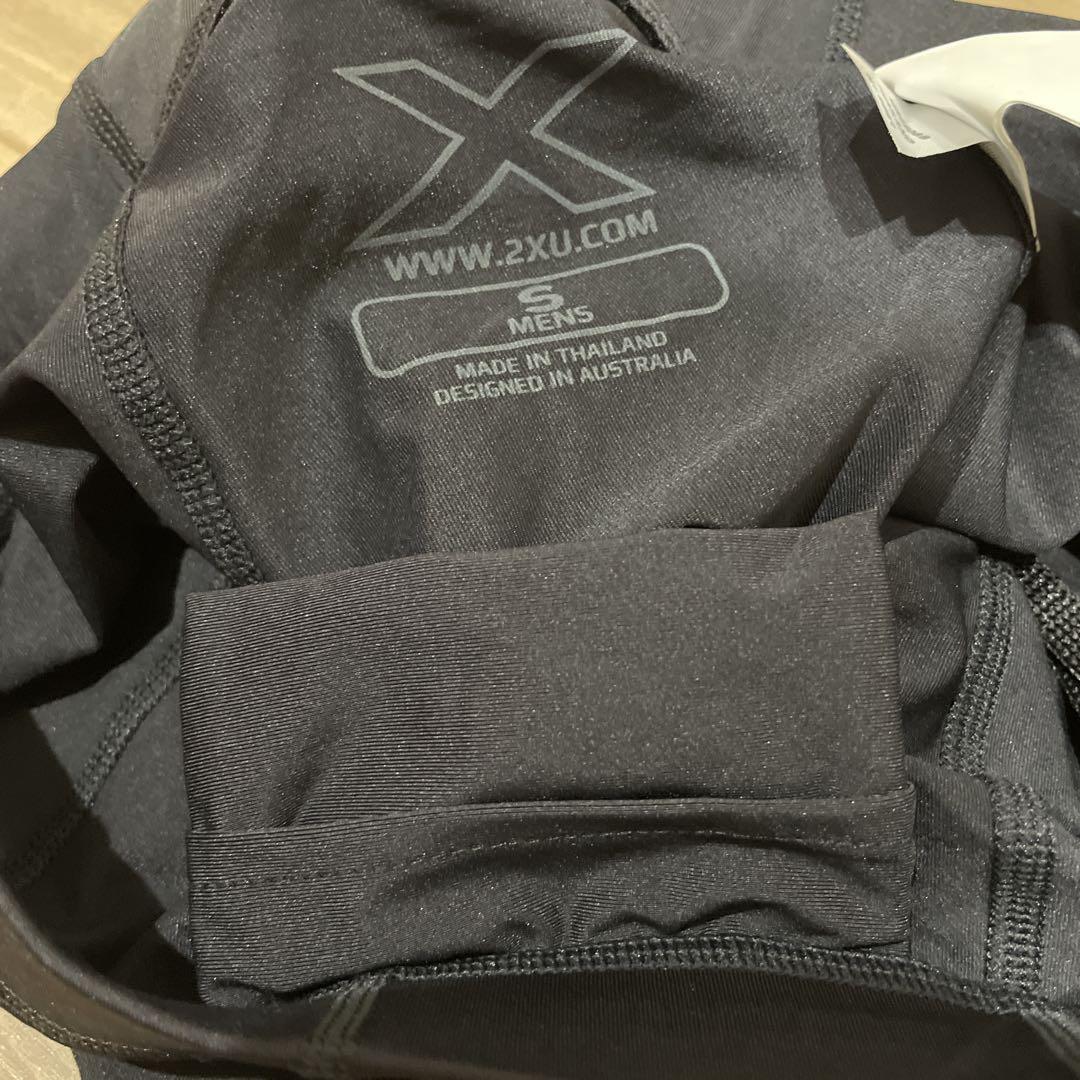 【新品未使用】2XU コア コンプレッション 1/2 ショーツ　メンズS