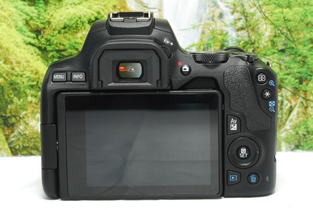 ✨高性能でコンパクト✨Canon Kiss X10✨Wレンズセット✨WiFi対応