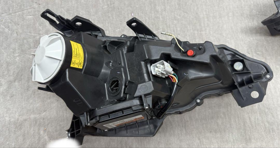 Valenti ヴァレンティ ジュエルヘッドライト zn6
