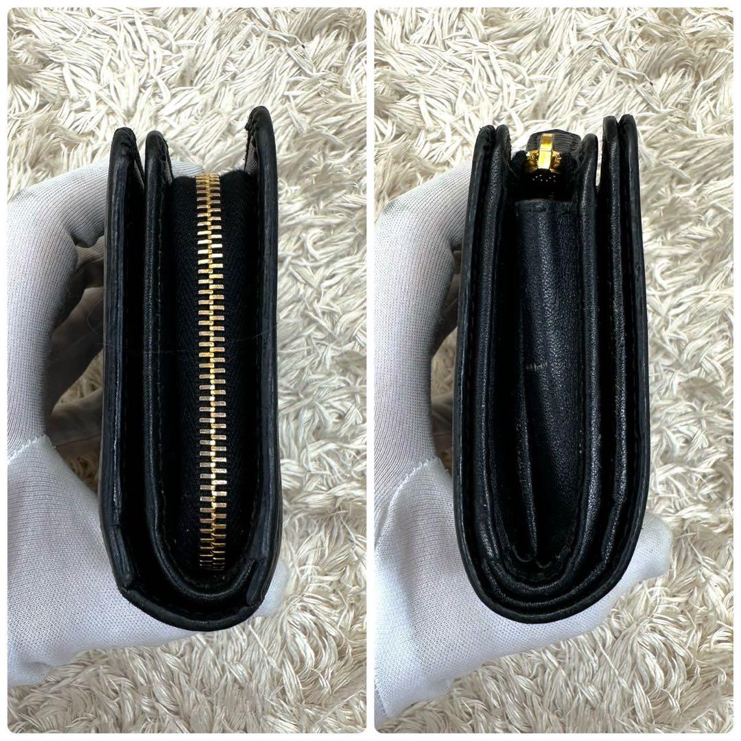 良品】プラダ 三つ折財布 ブラック ヴィッテロ ゴールドロゴ