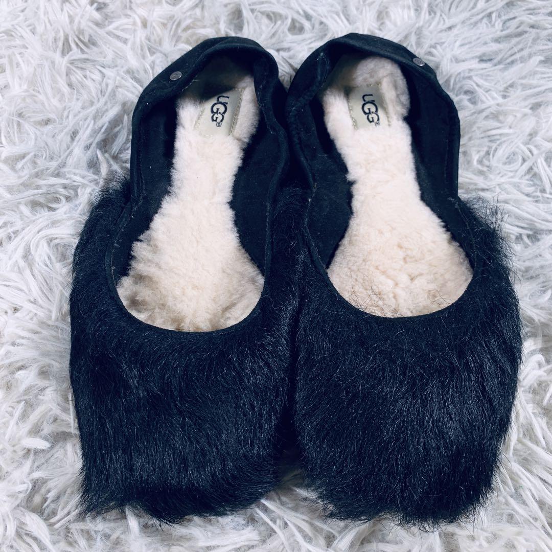 玄関先迄納品 UGG アグ【23.0】Jeanie Fluff Flat フラットシューズ - メルカリ バレエ