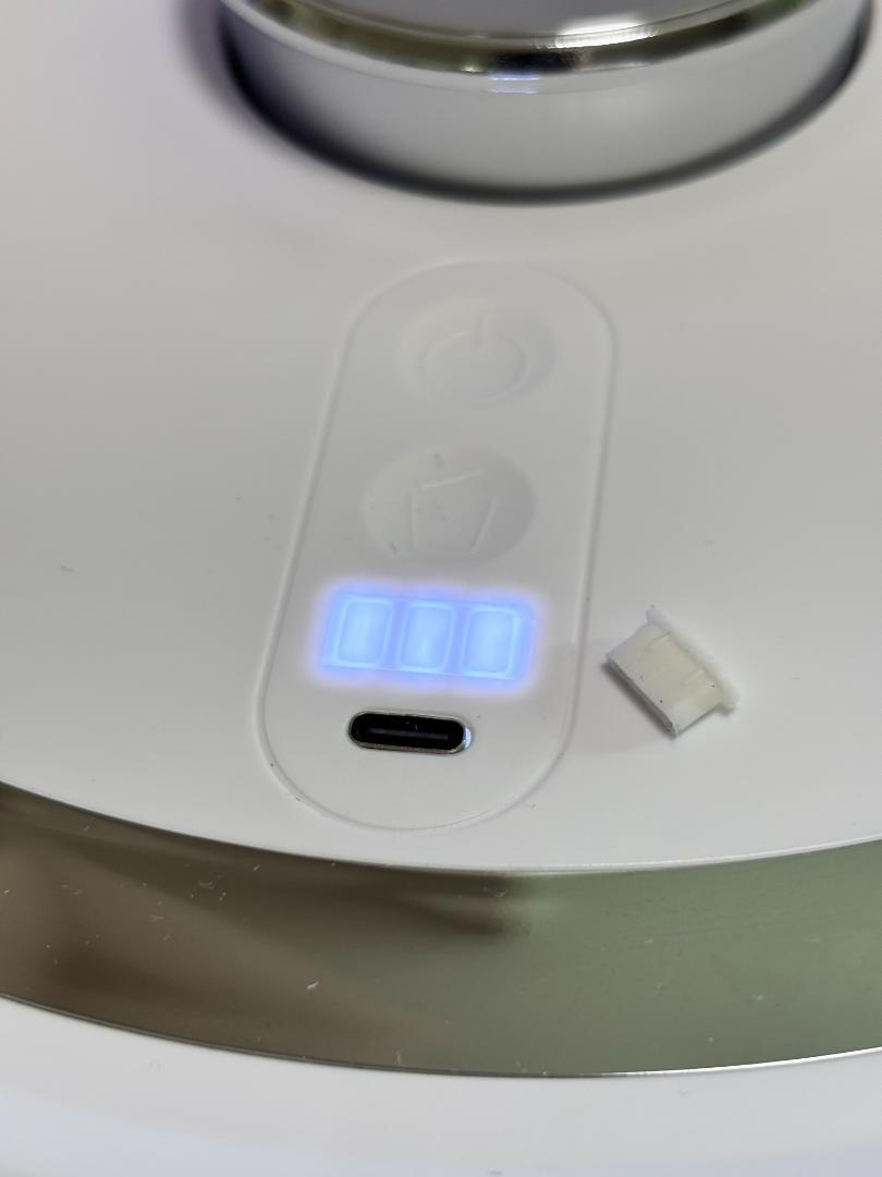 OoBLE 真空 食品保存容器 ホワイト ステンレス USED （2）