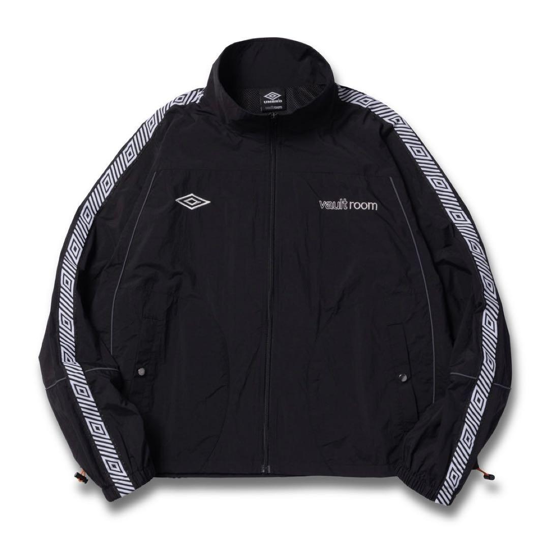 VAULTROOM VR X UMBRO NYLON セットアップ 上下セット VAULTROOM VR X UMBRO NYLON セットアップ 上下セット - メルカリ