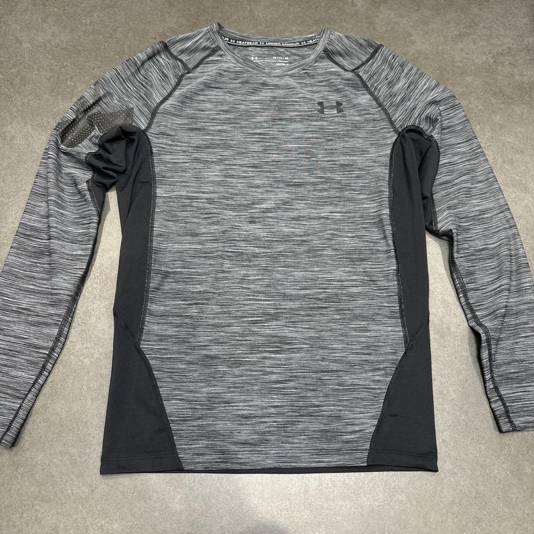 アンダーアーマー　コンプレッションシャツ　XL