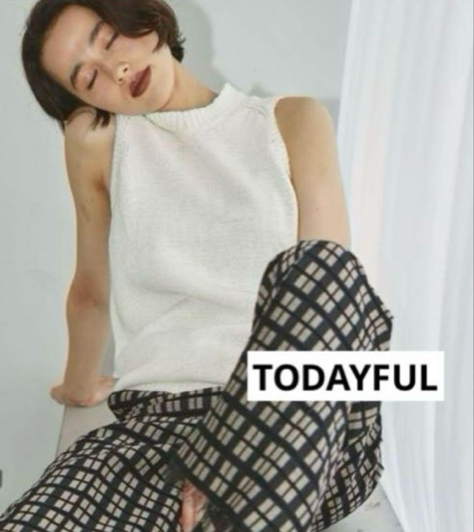 TODAYFUL（トゥデイフル）の「スリーブレスコットンリネンニット