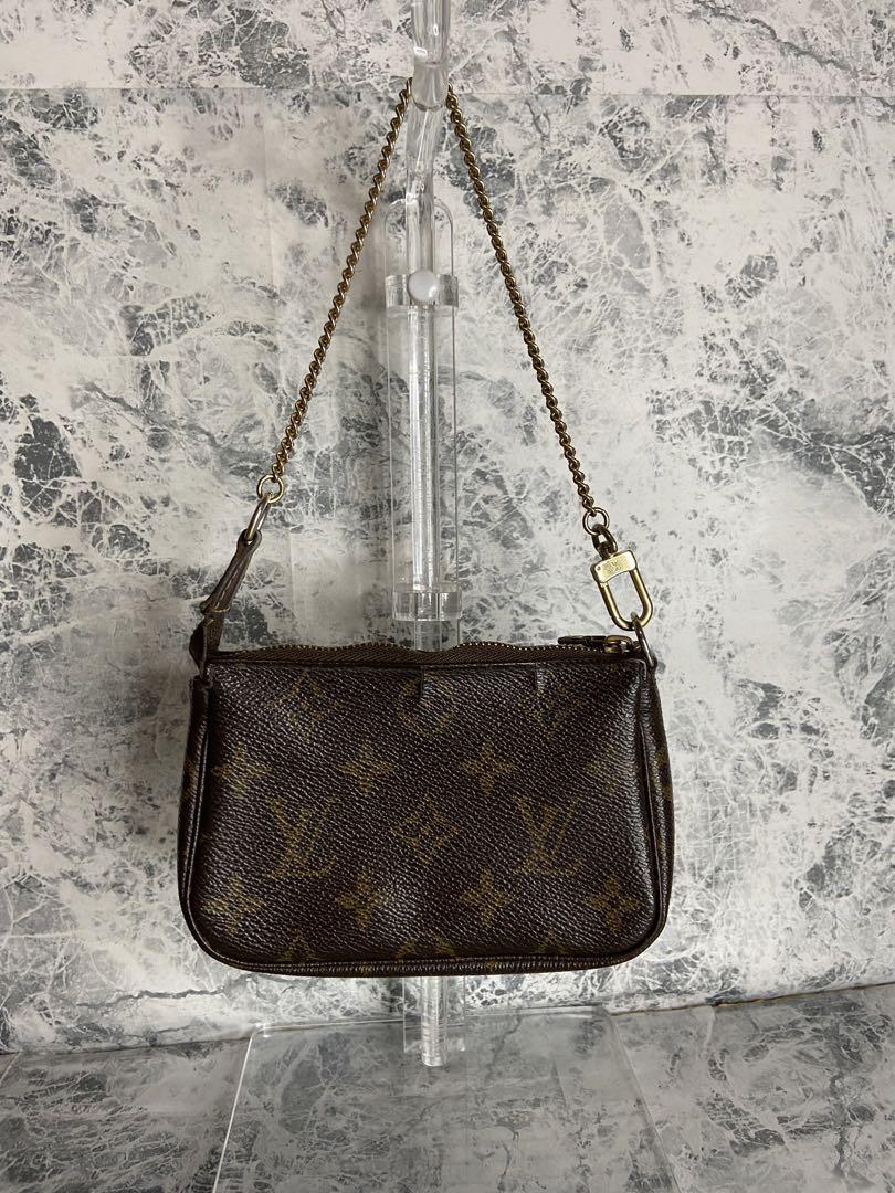 LOUIS VUITTON ルイヴィトン　ポーチ　モノグラム　ポシェット