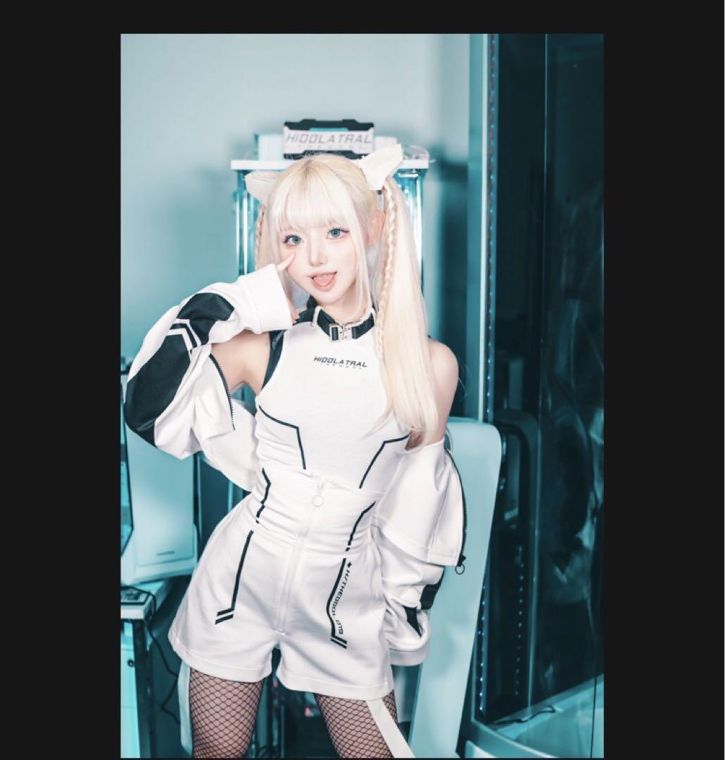 HIDOLATRAL THEODOLジャージバックルレッグウォーマー　ブラック