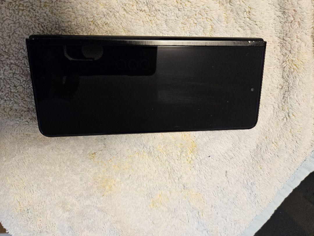 Galaxy　ZFold3　国内産