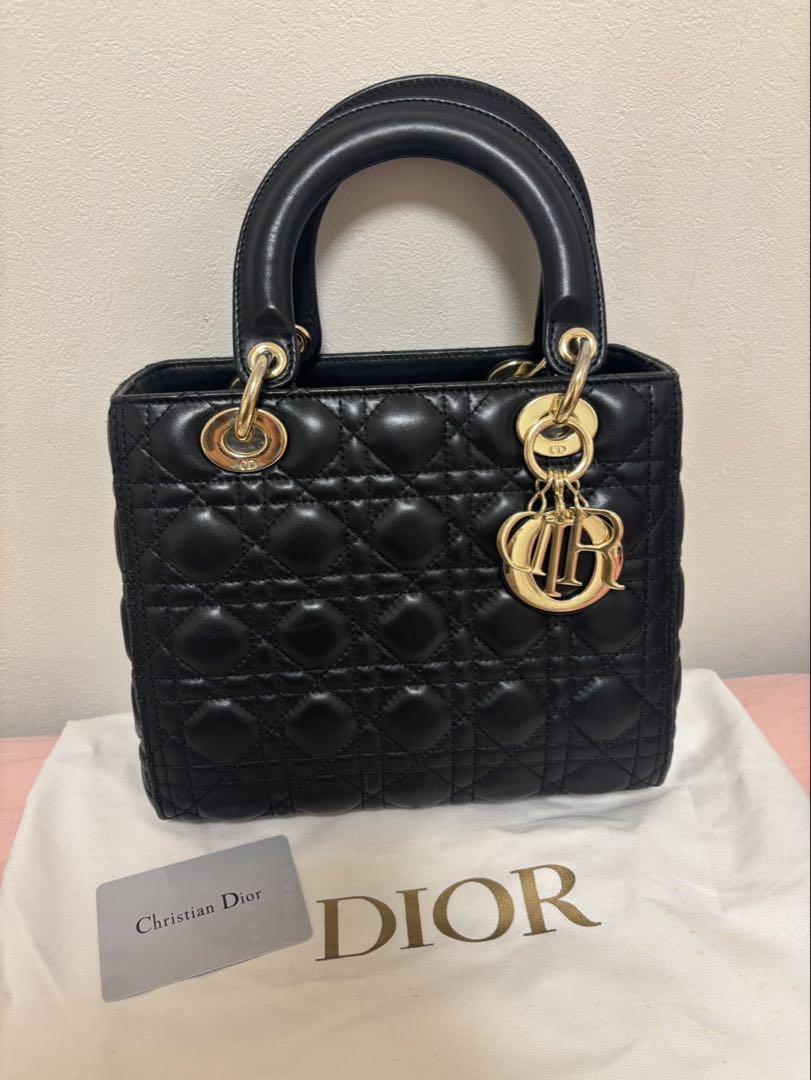 Lady Dior ミディアム　ショルダーバッグ　ブラック