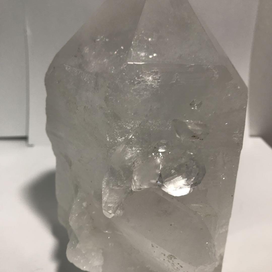水晶　六角柱　1.4kg 1.8kg