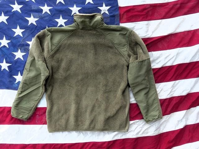 米軍実物 ポーラテックフリースジャケット S-R コヨーテ ECWCS 128 米軍実物 ポーラテックフリースジャケット S-R コヨーテ ECWCS 128