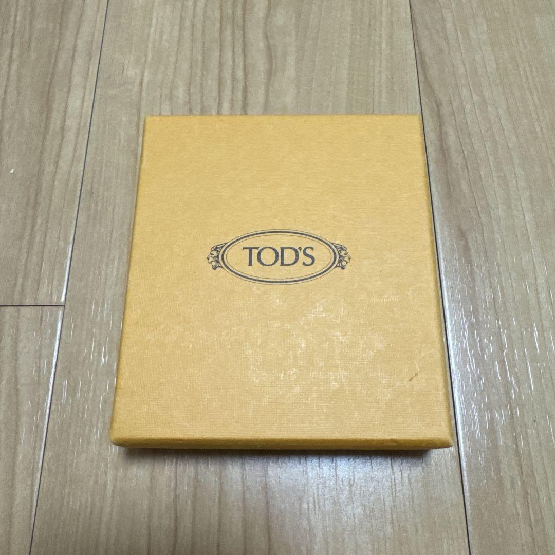 【新品未使用】TOD'S ブラック 二つ折り財布 メンズ