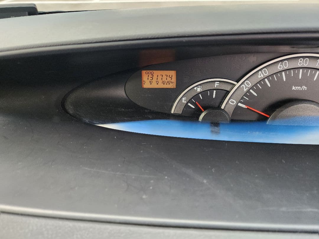 タントカスタムやや傷や汚れあり