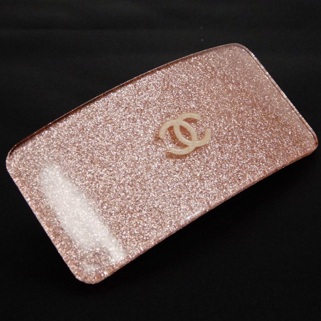 【チェーンデザインが可愛い♪】CHANEL ピンク ヘアバレッタ リボンxCCロゴが可愛い♪CHANEL リボン バレッタ CCロゴ (CHANEL