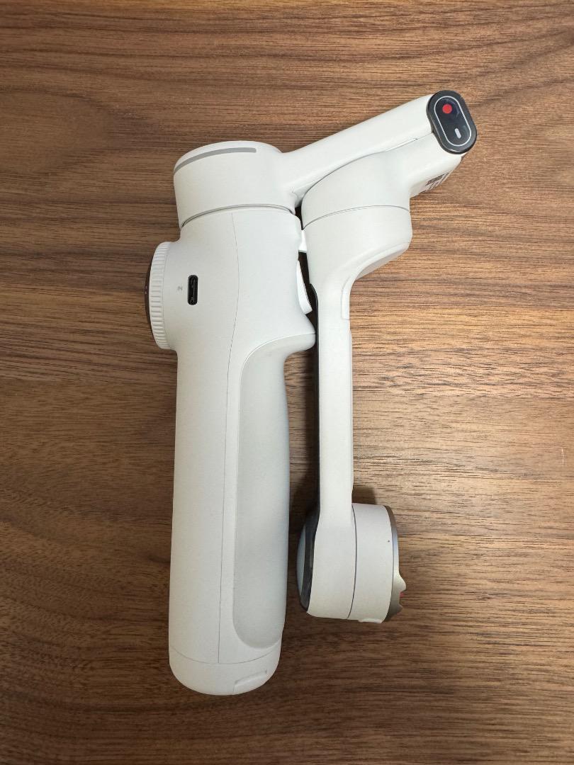 美品】Insta360 Flow 2 Pro AIトラッカーキット ホワイト - メルカリ