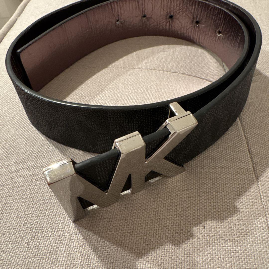 Michael Kors MKロゴレザーベルト XL - メルカリ
