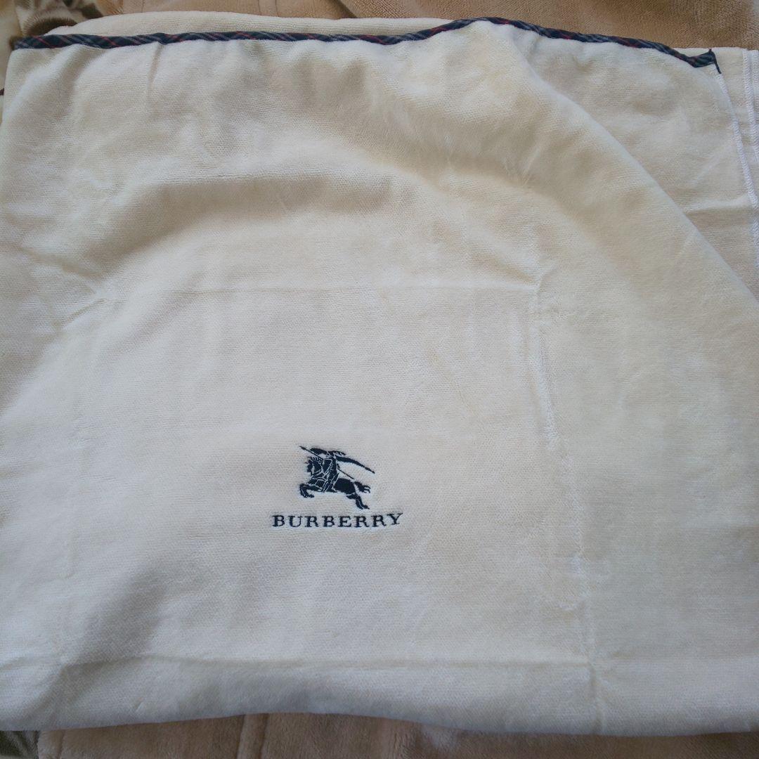 バーバリー BURBERRY 敷き毛布。