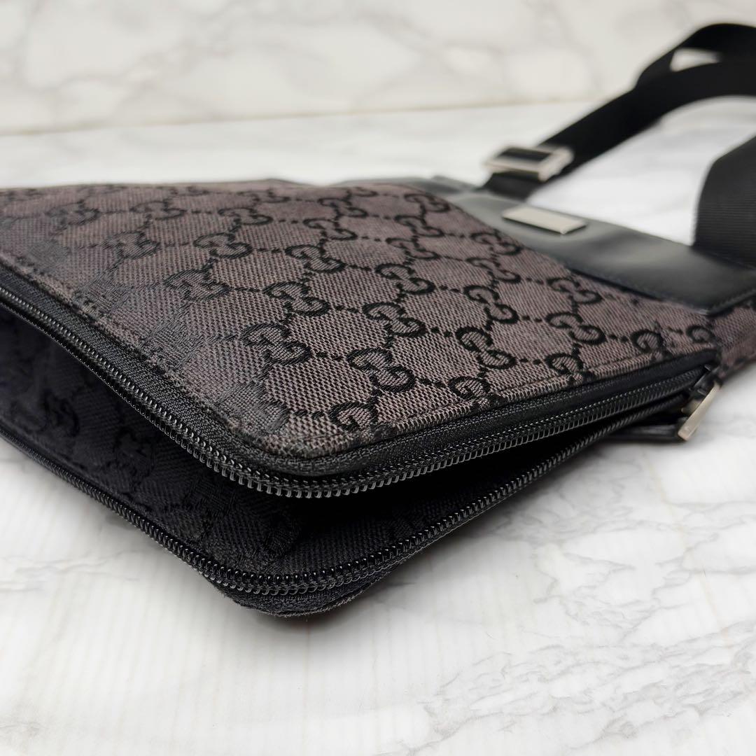 GUCCI ショルダーバッグ