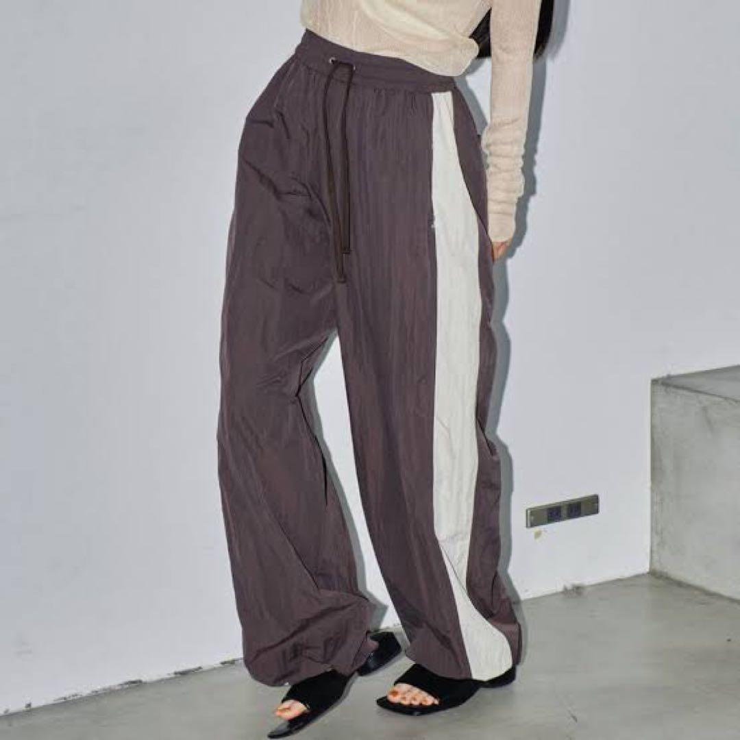 【値下げ】TODAYFUL / Nylon Line Pants ダークグレー