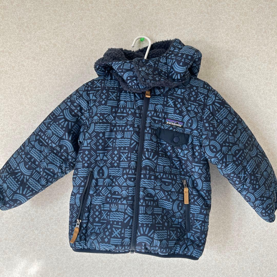 patagonia 幾何学模様 アウター 4T リバーシブル95cm