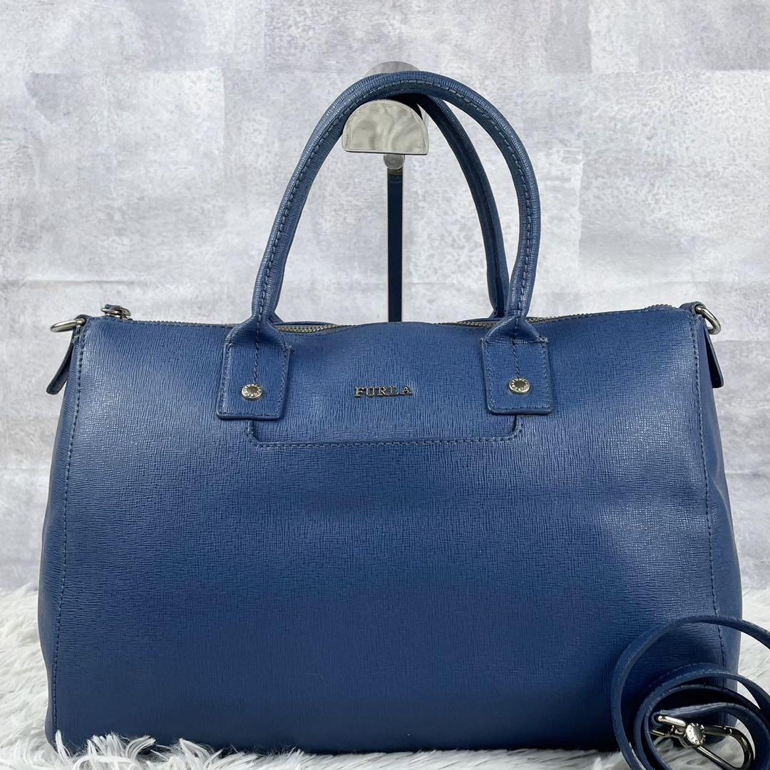 美品 フルラ レザー 2way ショルダーバッグ リンダ ロゴ金具 ネイビー