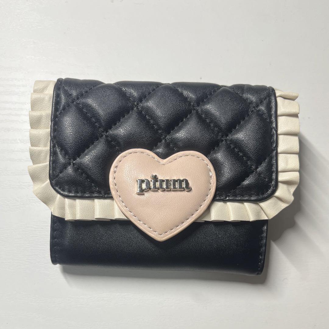 pium ピウム ハートキルティングミニウォレット ブラック 折り財布