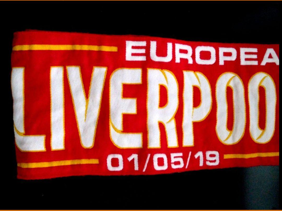 現地購入品☆サッカースカーフ モハメド・サラー リオネル・メッシ