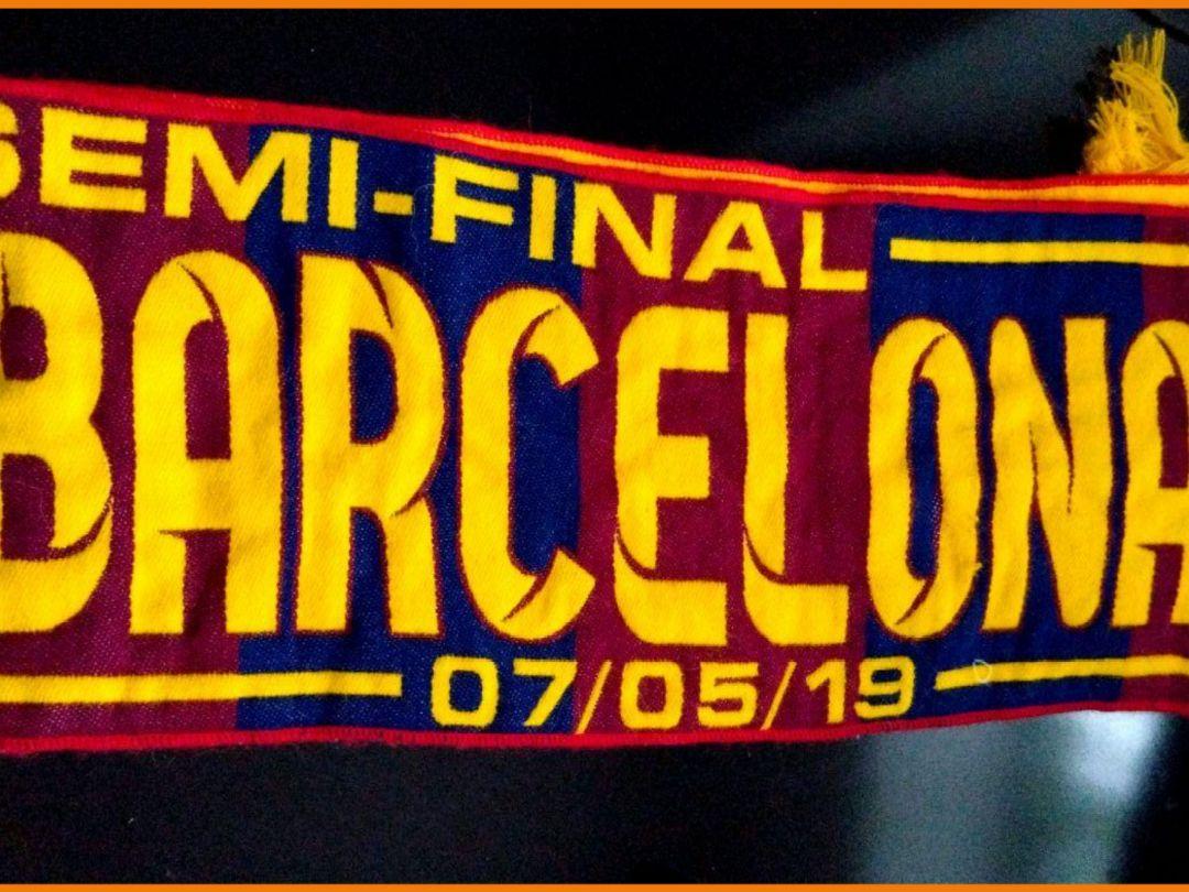 現地購入品☆サッカースカーフ モハメド・サラー リオネル・メッシ
