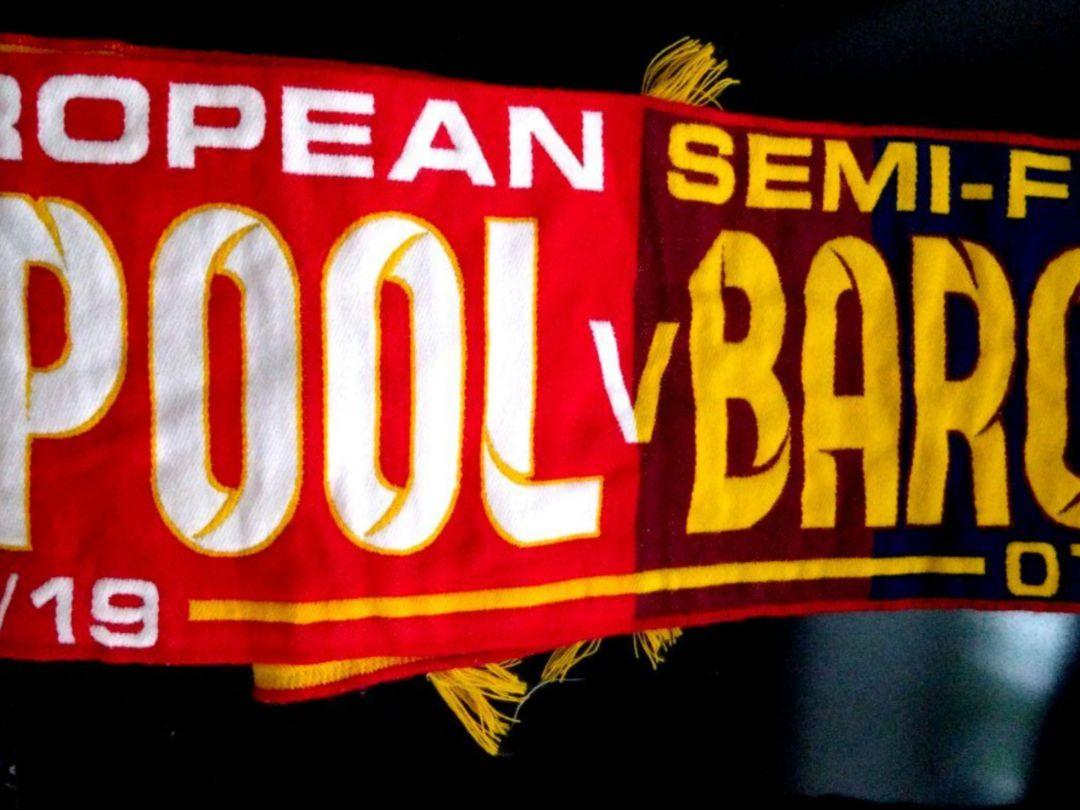 現地購入品☆サッカースカーフ モハメド・サラー リオネル・メッシ