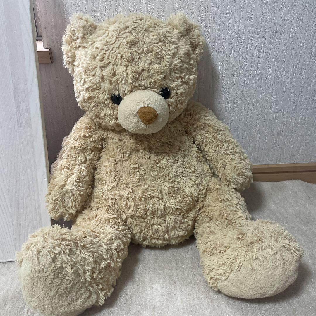 ベージュのクマ ぬいぐるみ 大きめ ベージュ クマのぬいぐるみ - メルカリ