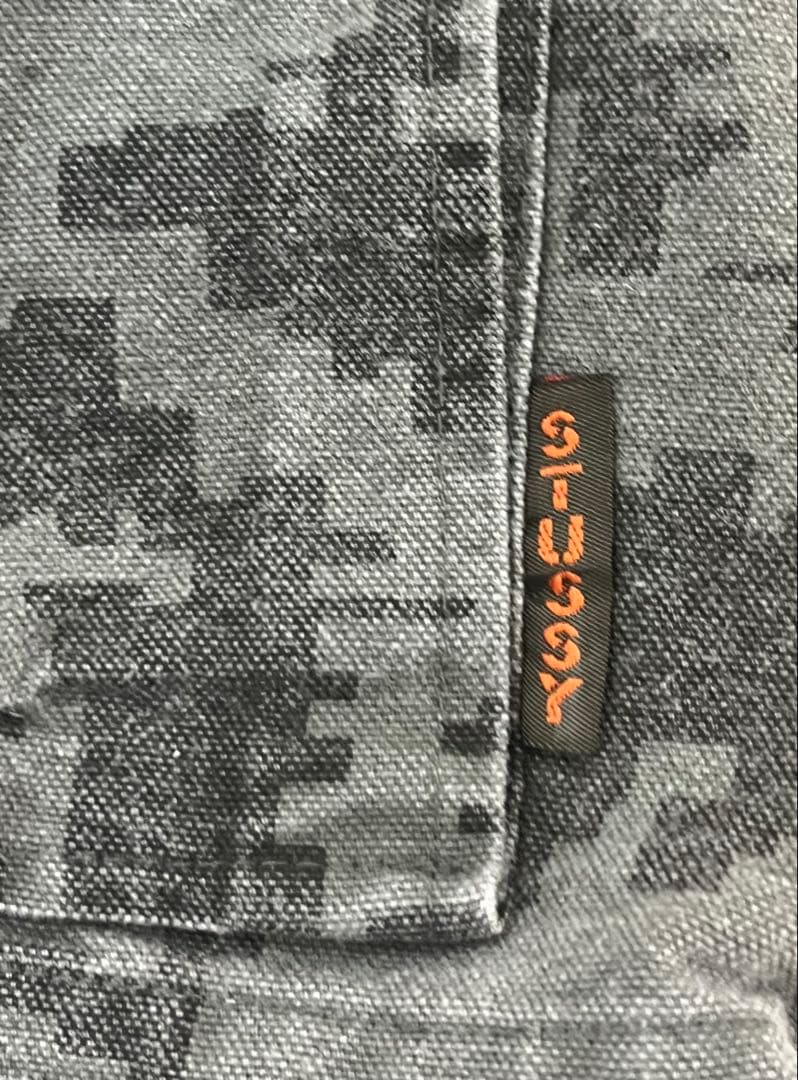 90s OLD STUSSY デジタルカモ ショーツ W36 90s OLD STUSSY デジタルカモ ショーツ W36