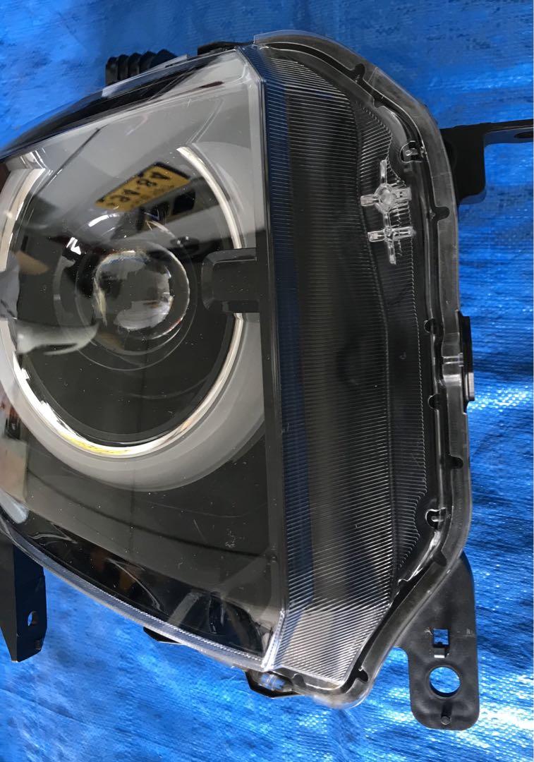 N-VAN 純正LEDヘッドライト　新車はずし N-VAN 純正LEDヘッドライト 右側 新車外し - メルカリ