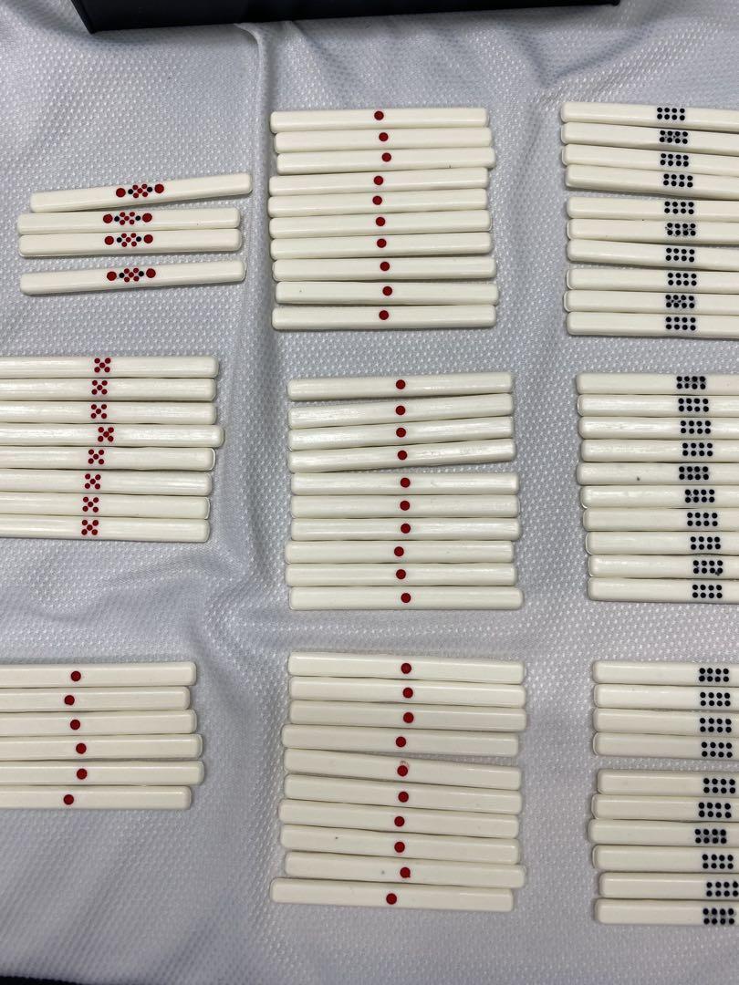 AMO'S 麻雀牌セット 136枚 麻雀牌セット 136枚 青色ケース入り - メルカリ