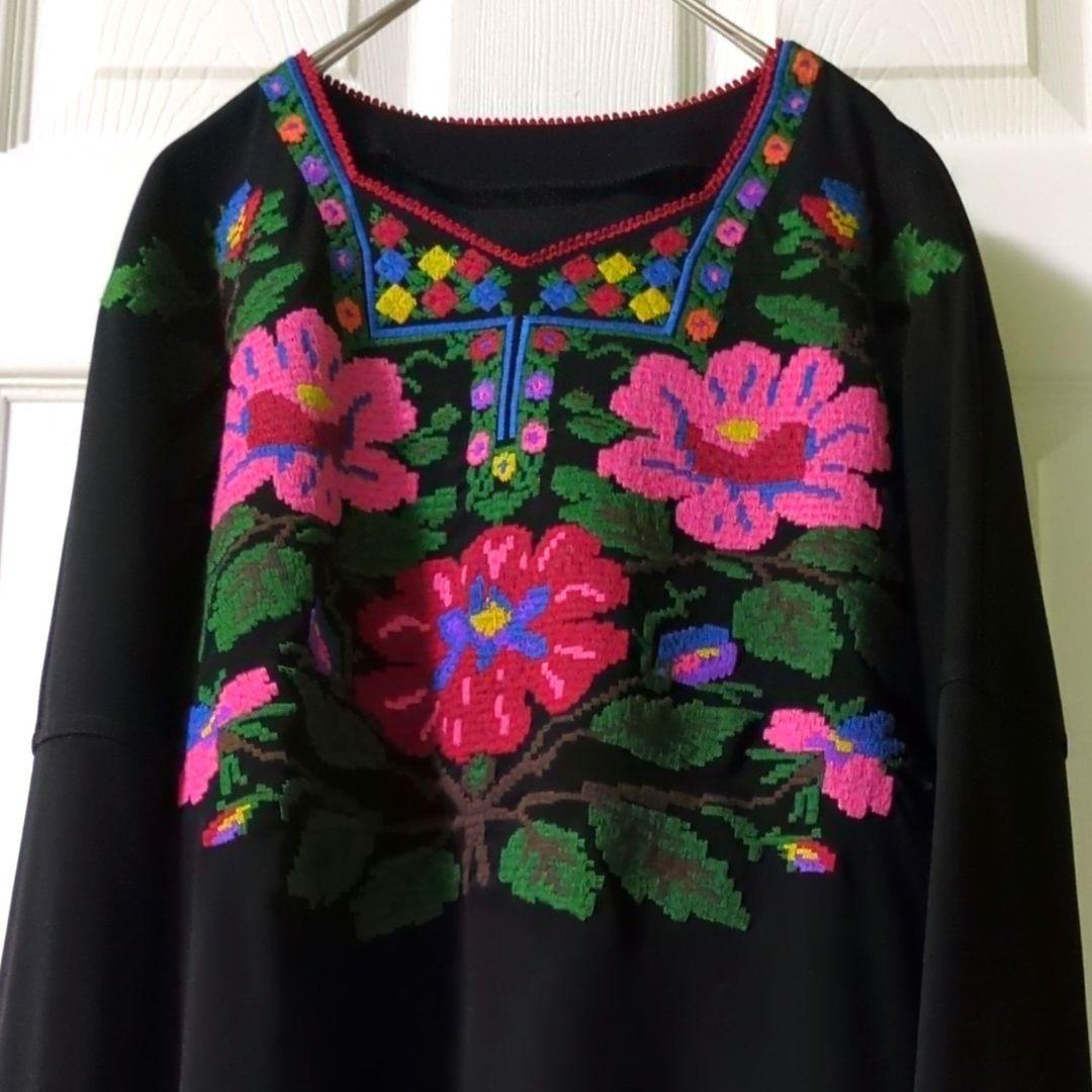 TOKUKO 1er VOL トップス パンツ セットアップ お花 刺繍 TOKUKO 1er VOL トップス パンツ セットアップ お花 刺繍