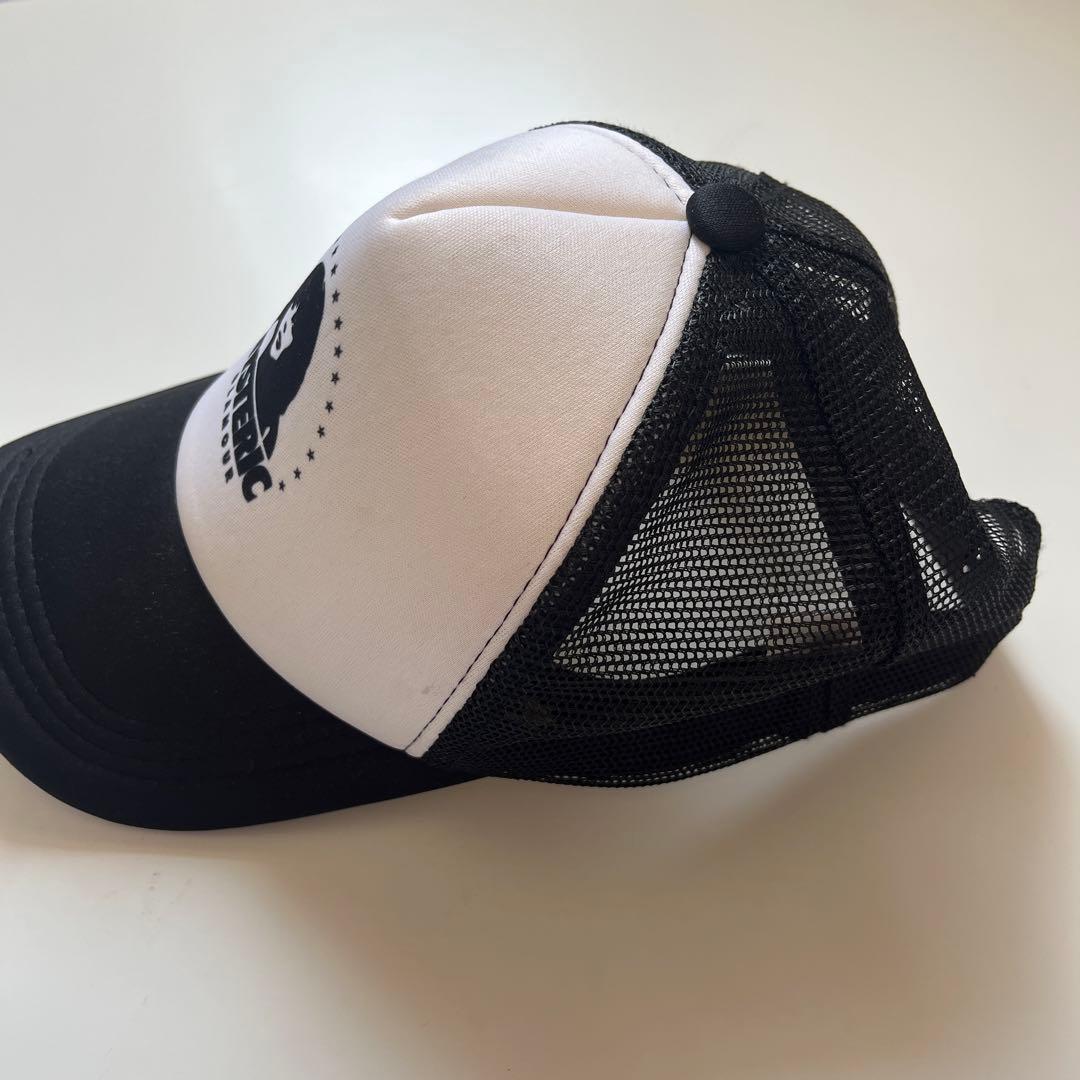 HYSTERIC CLAMOUR トラッカーキャップ ホワイト HYSTERIC CLAMOUR トラッカーキャップ ホワイト