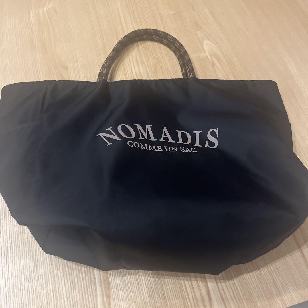 【35％OFF】 NOMADIS ロゴ入り メルカリ - ブラックエコバッグ バッグ