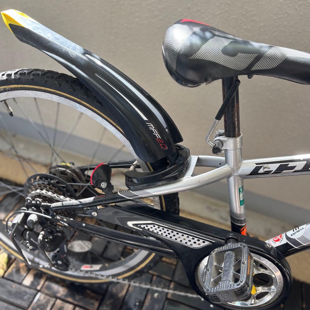 ブリヂストン クロスファイヤージュニア 22インチBRIDGESTONE BRIGHTFACE_UK