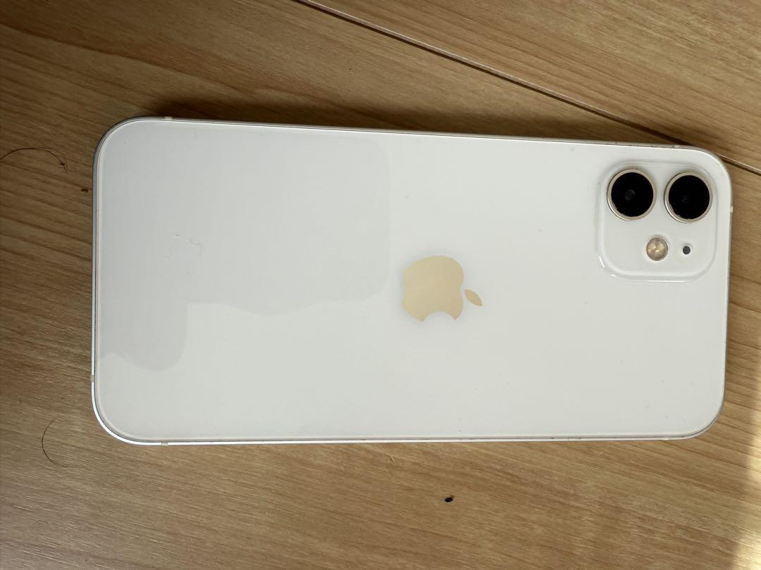 Apple iPhone 12 ホワイト 本体