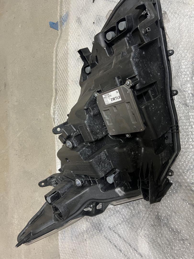 トヨタ ヴェルファイア 30 左ヘッドライト ジャンク品