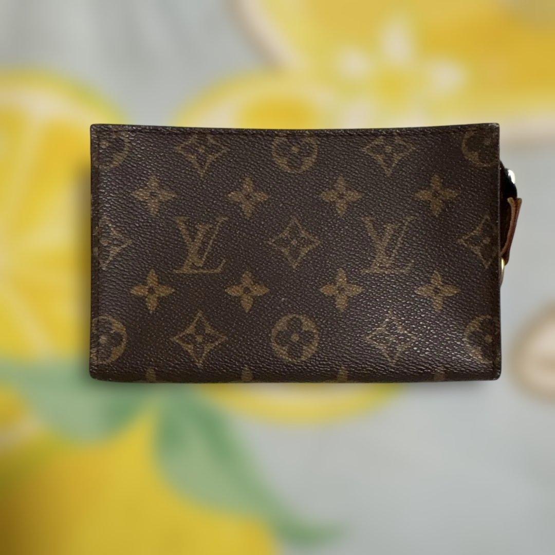 Louis Vuitton モノグラム フラグメントケース