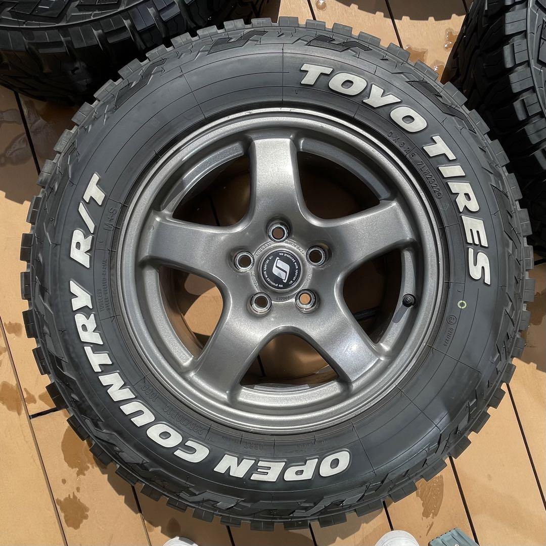 トーヨー オープンカントリー R/T 235/70R16,R32 ホイール 4本
