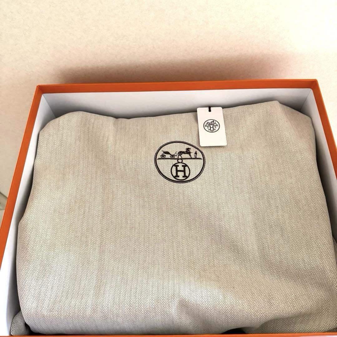 【極美品】HERMES アトラス ３５ ネイビー A4収納可 ビジネスにも