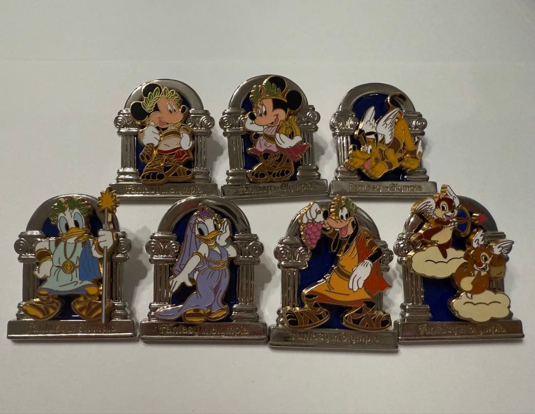 ディズニーストア　オリンピック　オリンピアン　ピンバッジセット　ピンバッチ
