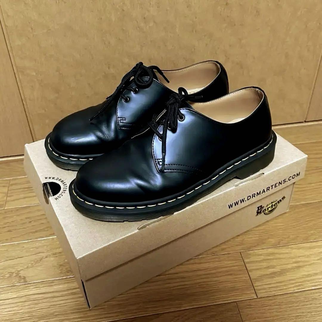 ドクターマーチン Dr.Martens 3ホール 1461