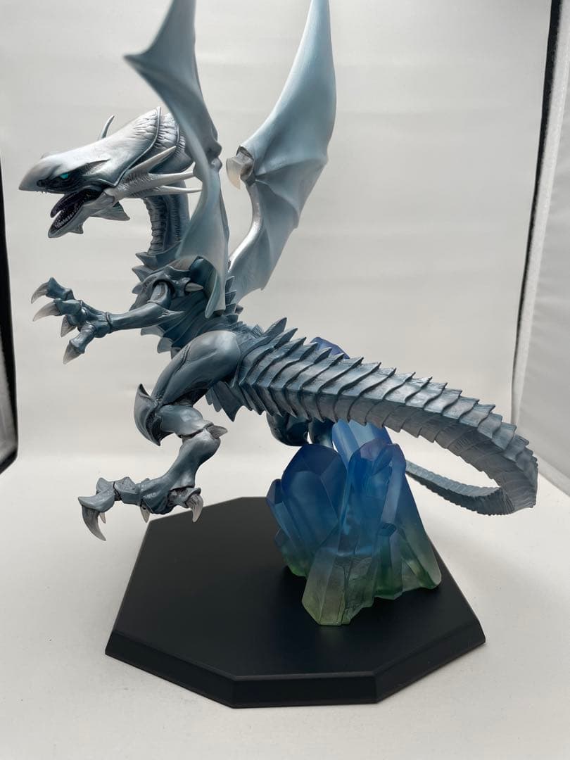 ART WORKS MONSTERS 青眼の白龍 Holographic - メルカリ