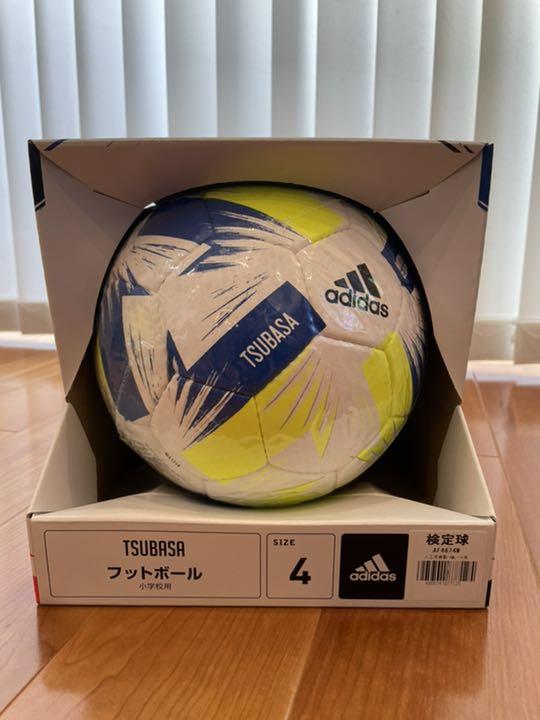 アディダス サッカーボール 4号