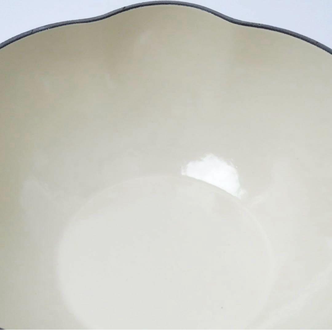 【新品】LE CREUSET　ガーリック ココット デューン　22cm