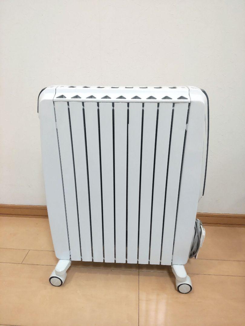 トム【動作確認済】デロンギ オイルヒーター QSD0915-BL