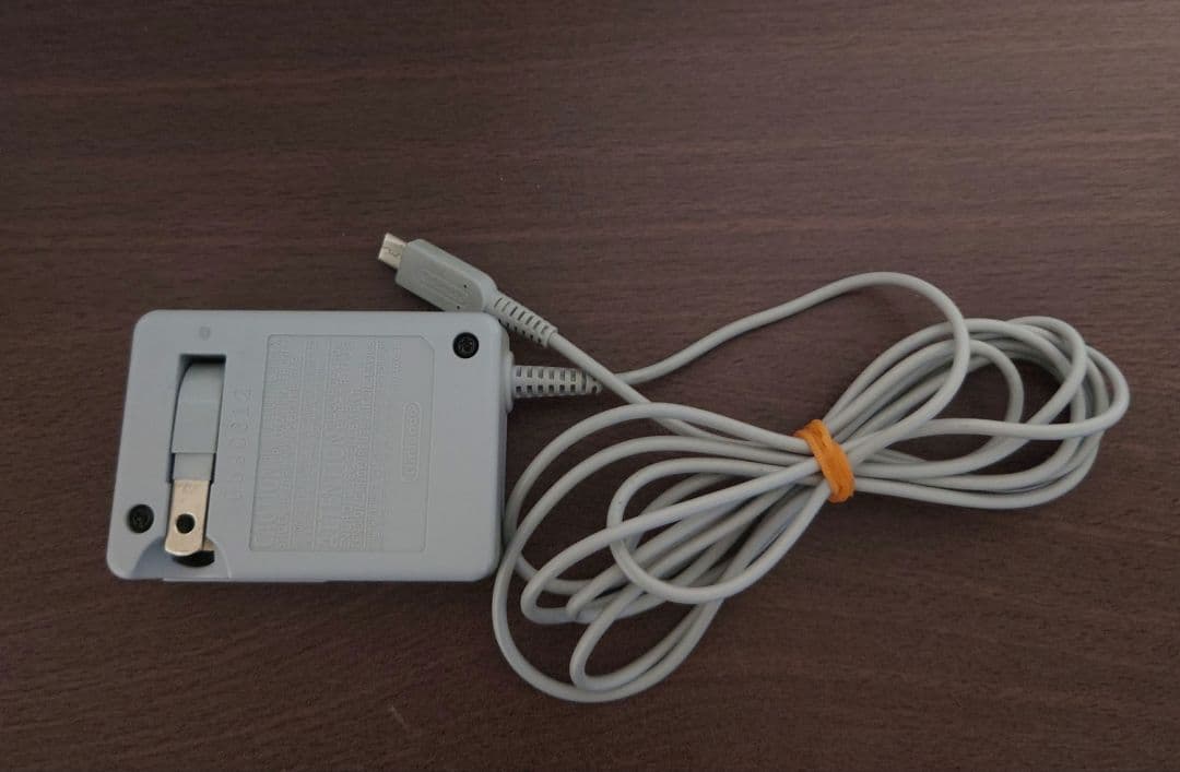 中古 3DS フレアレッド本体&クロノトリガー セット☆ 中古 3DS フレアレッド本体&クロノトリガー セット☆